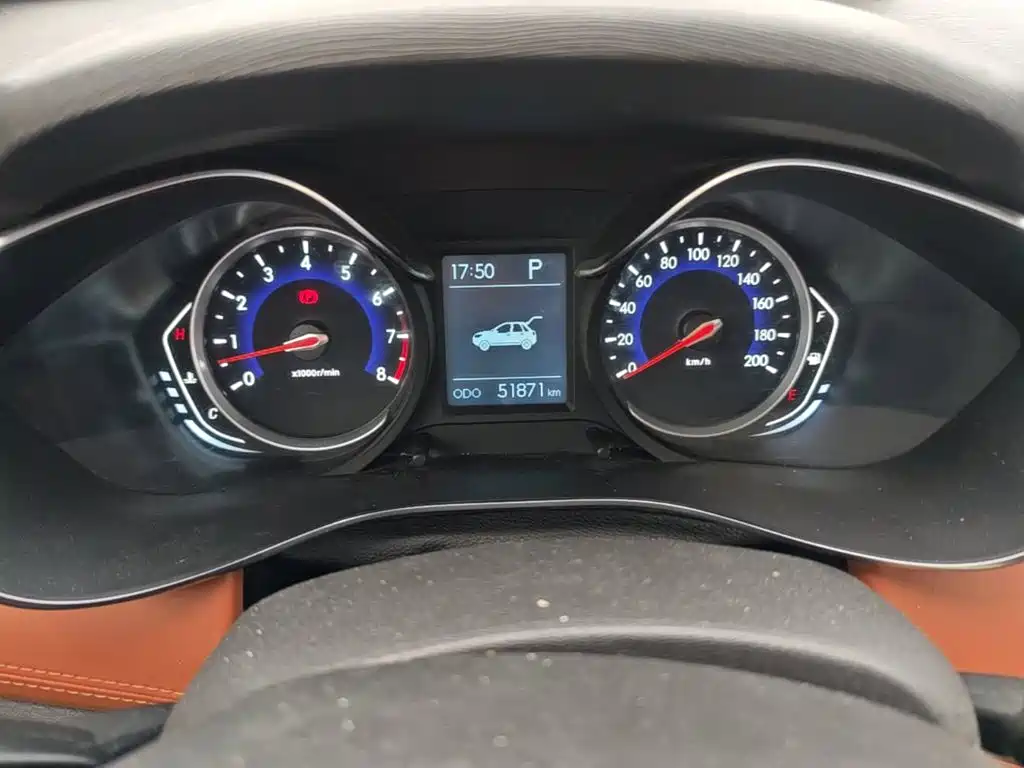 BAIC Senova X35 — миниатюра 12