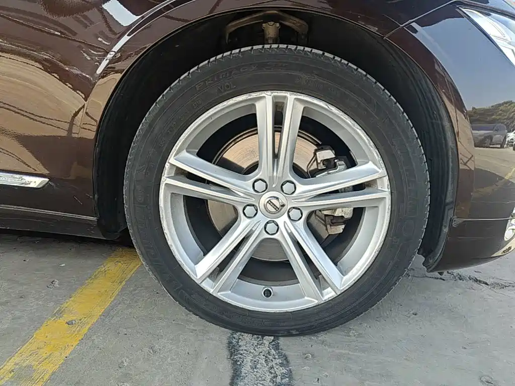 Volvo S90 — миниатюра 12