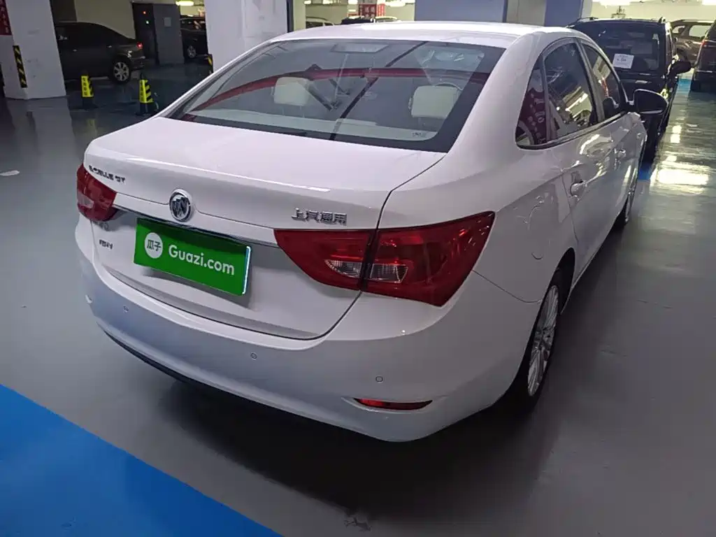Buick Excelle — миниатюра 7