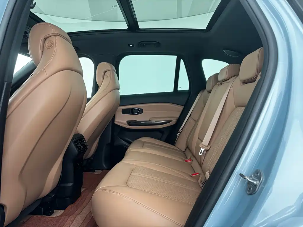 NIO ES6 — миниатюра 10