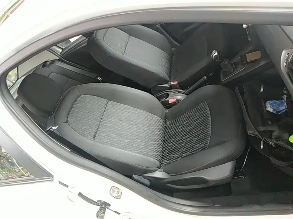 Citroen Elysee — миниатюра 25