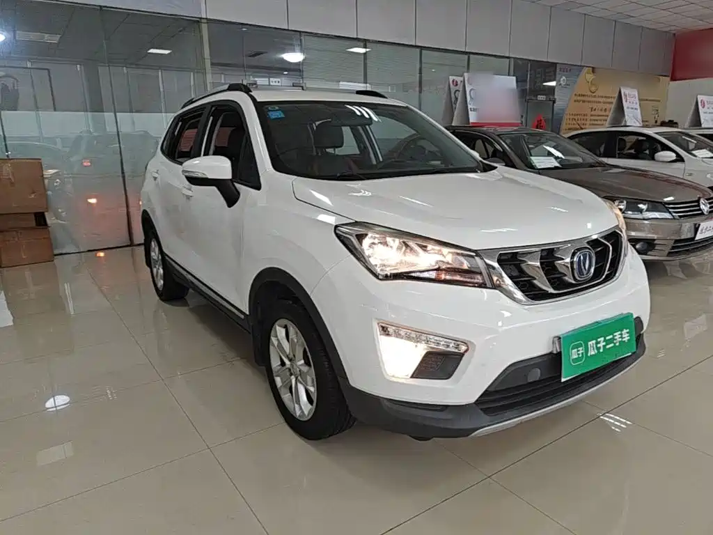 Changan CS15 — миниатюра 4