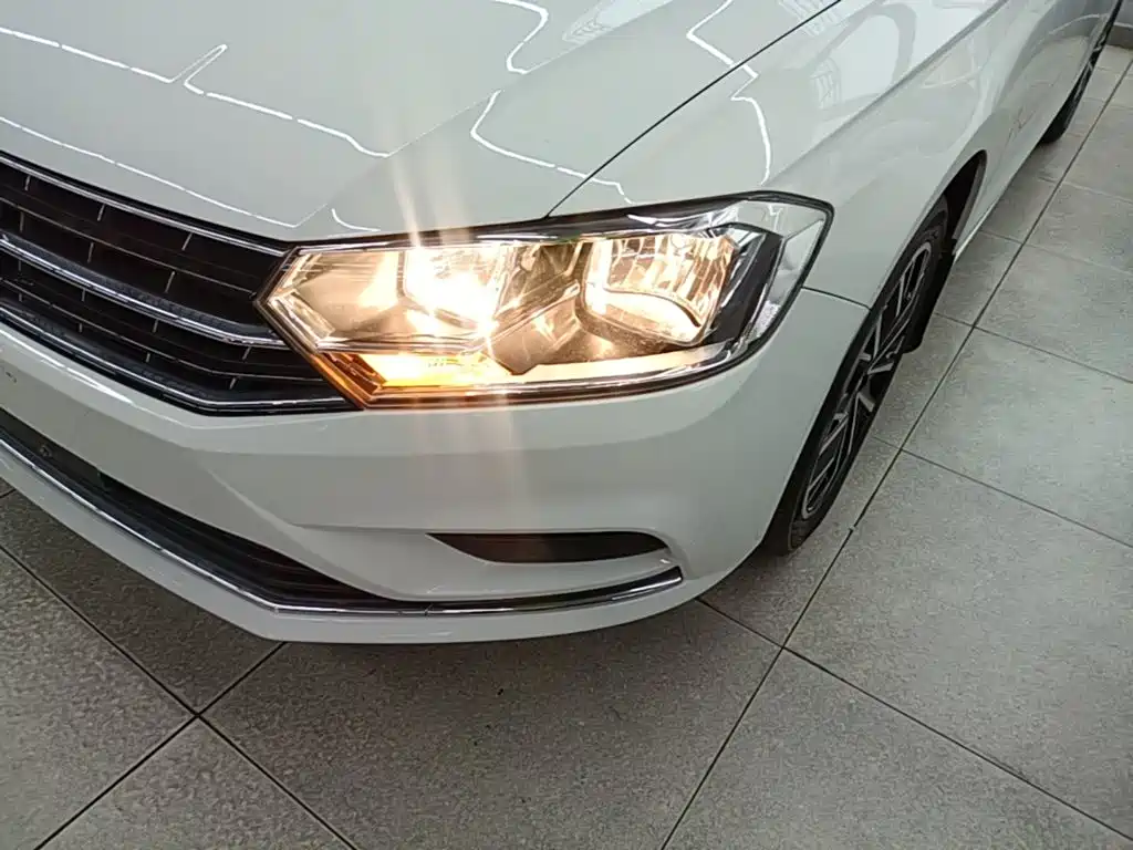 Volkswagen Bora — миниатюра 24