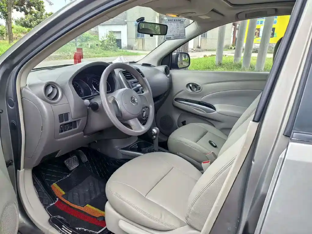 Nissan Sunny — миниатюра 7