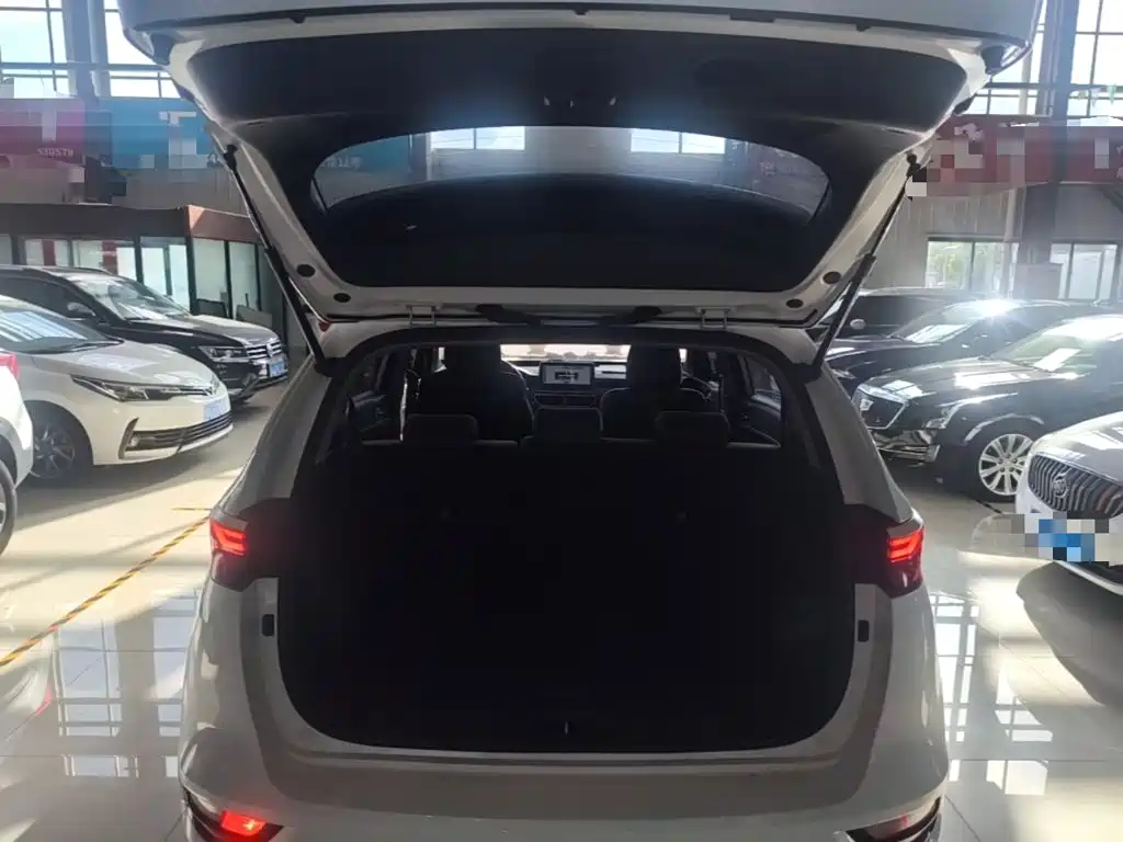 Kia KX5 — миниатюра 19