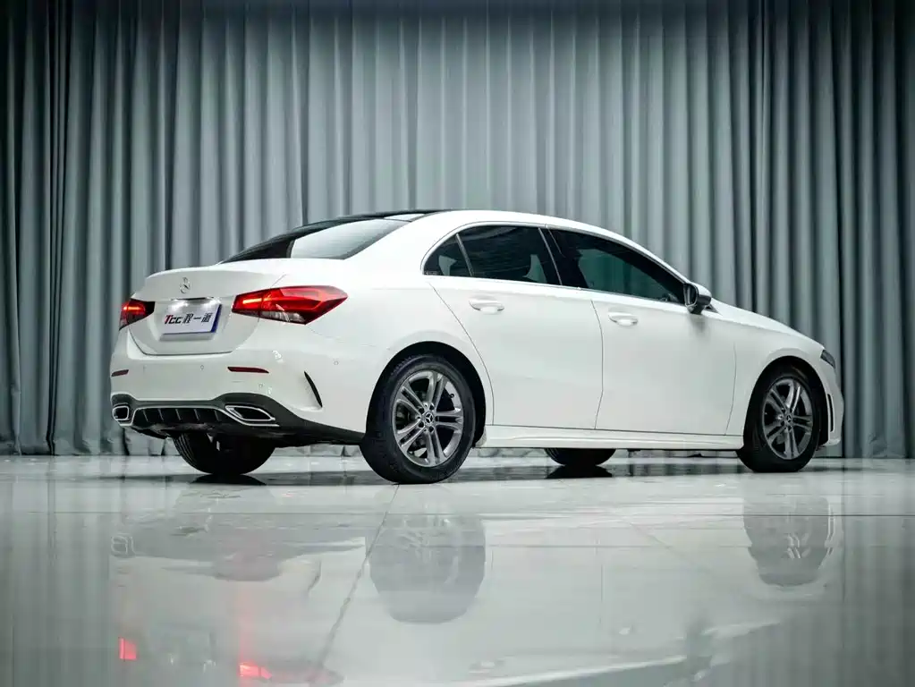 Mercedes-Benz A-Class — миниатюра 11
