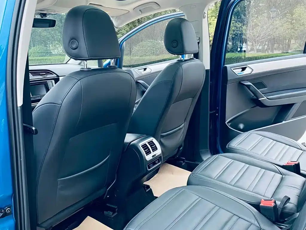 Volkswagen Touran — миниатюра 5