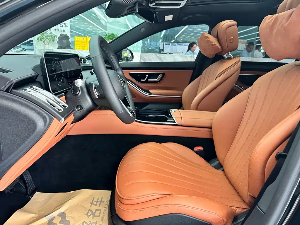 Mercedes-Benz S-Class — миниатюра 7