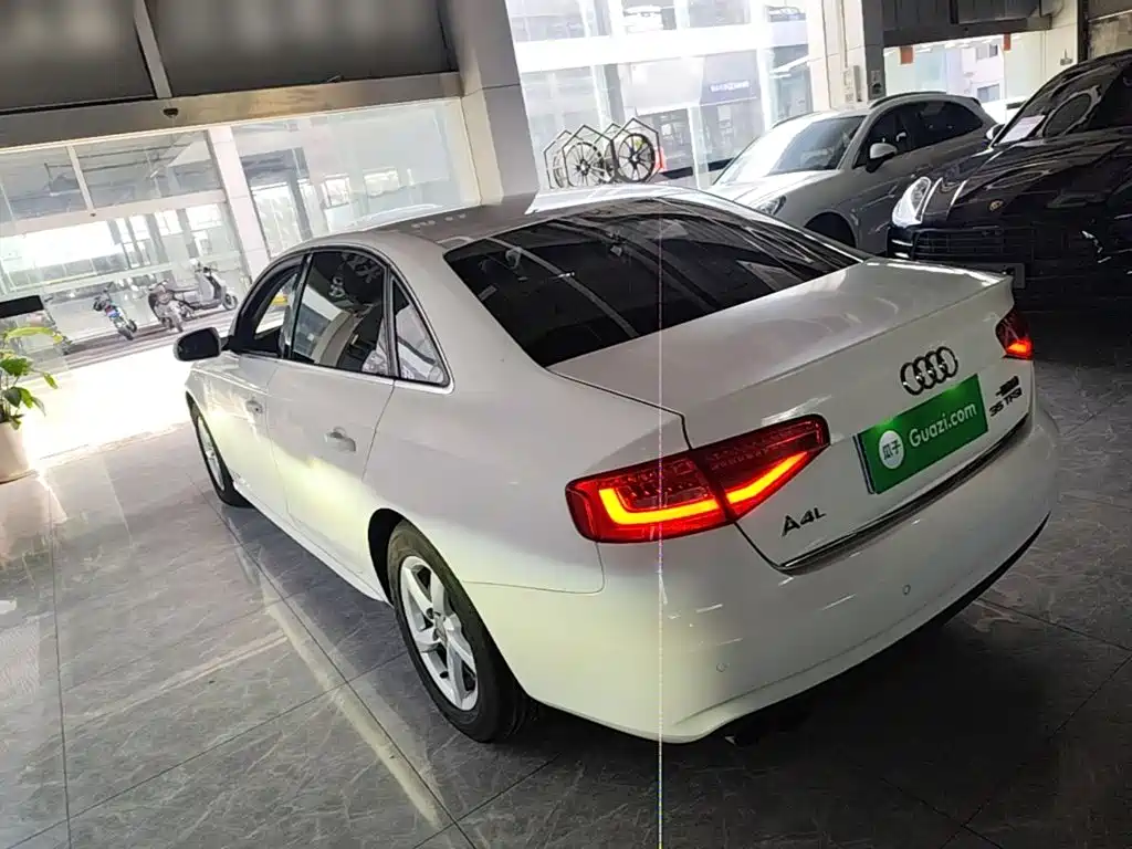 Audi A4L — миниатюра 5