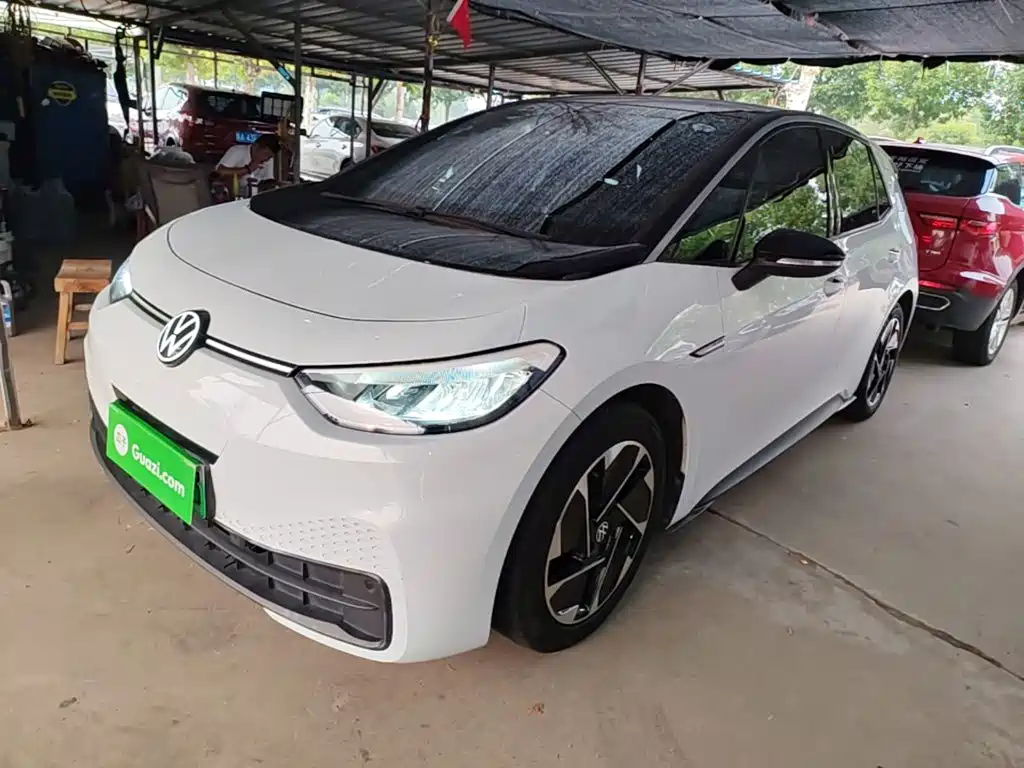 Volkswagen ID.3 — миниатюра 2