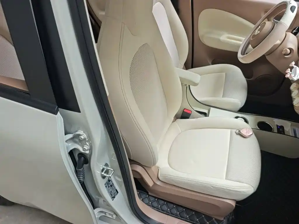 Wuling MINIEV — миниатюра 25