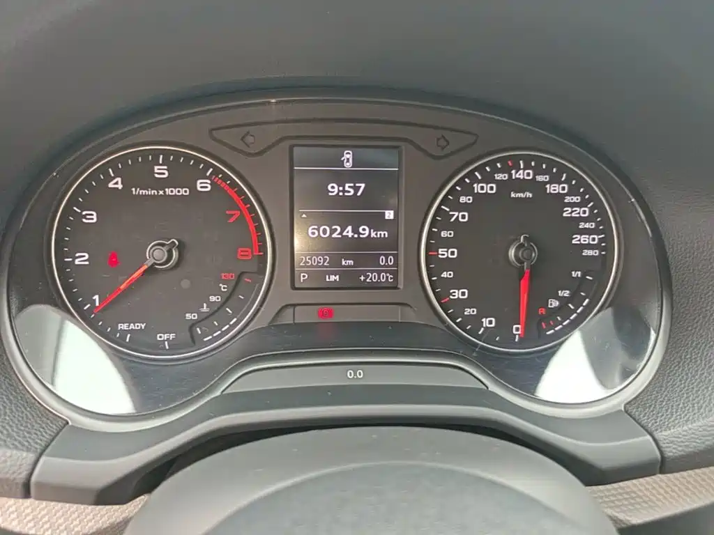 Audi Q2L — миниатюра 12