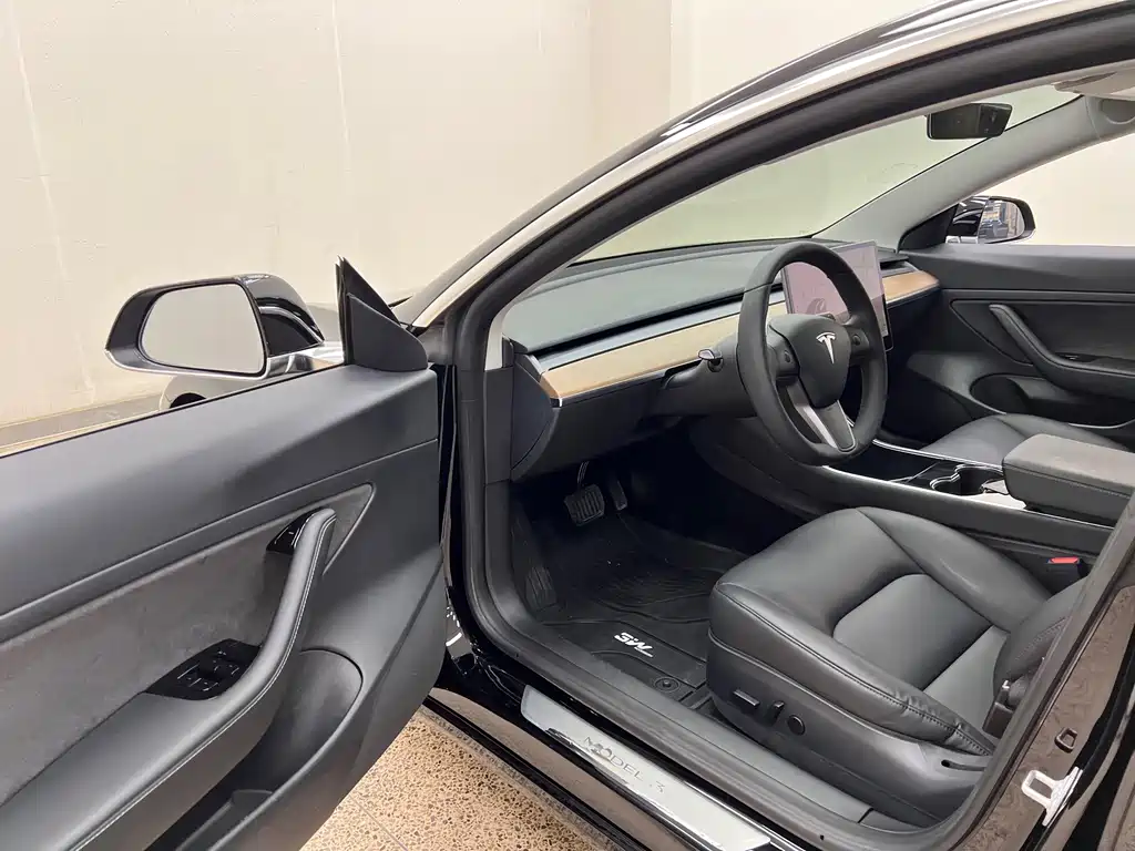 Tesla Model 3 — фотографии объявления, Фото 14