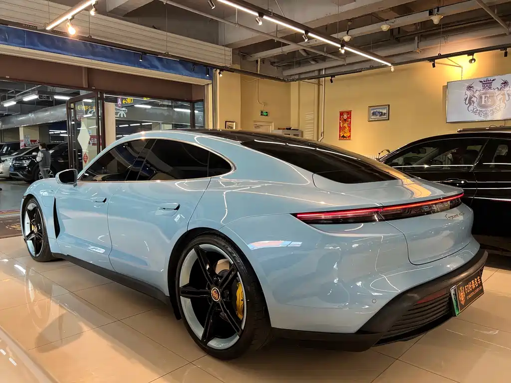Porsche Taycan — миниатюра 37