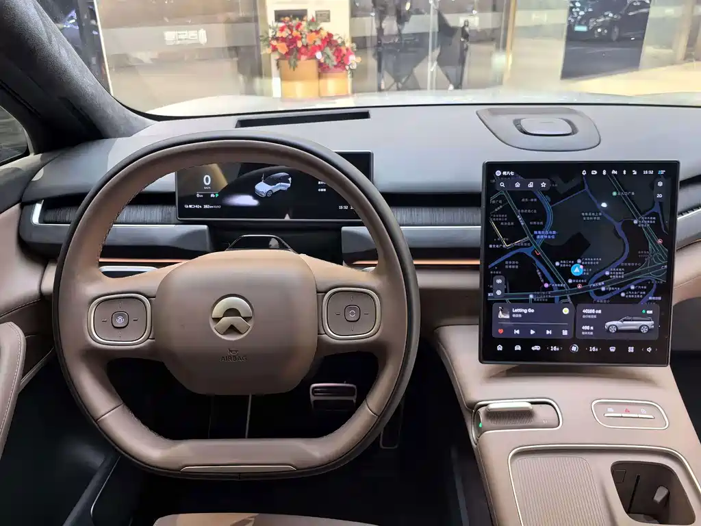 NIO ES8 — миниатюра 15