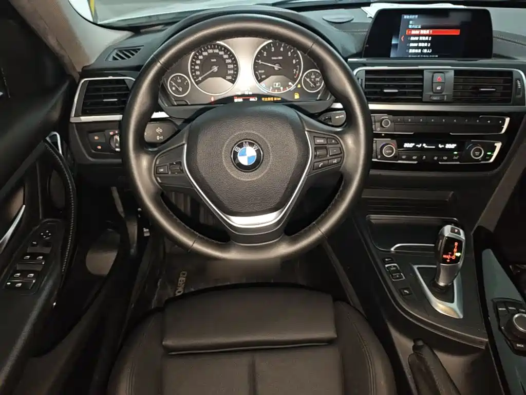 BMW 3 Series — миниатюра 15