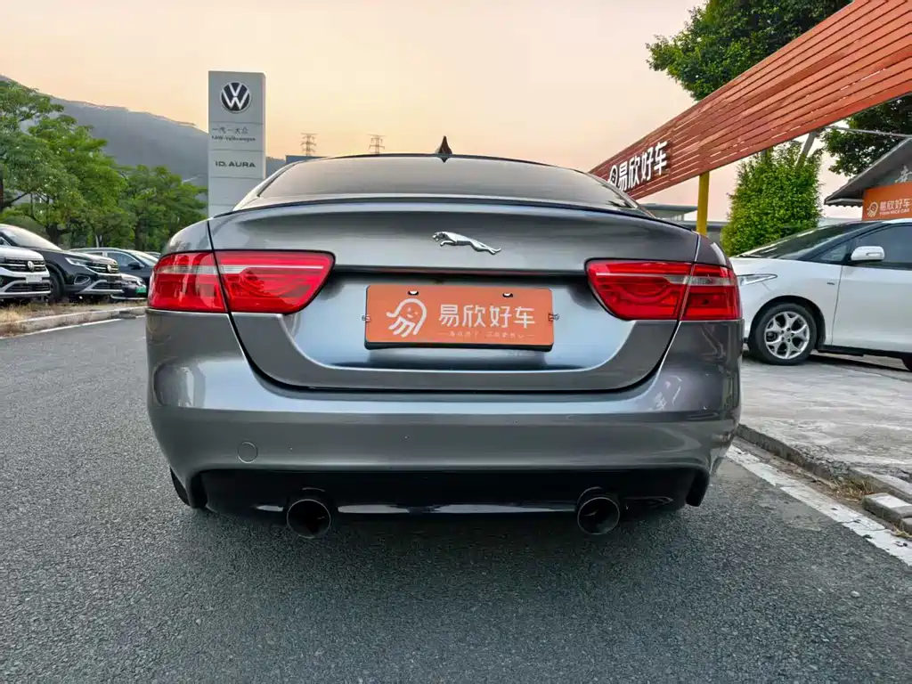 Jaguar XE — миниатюра 8