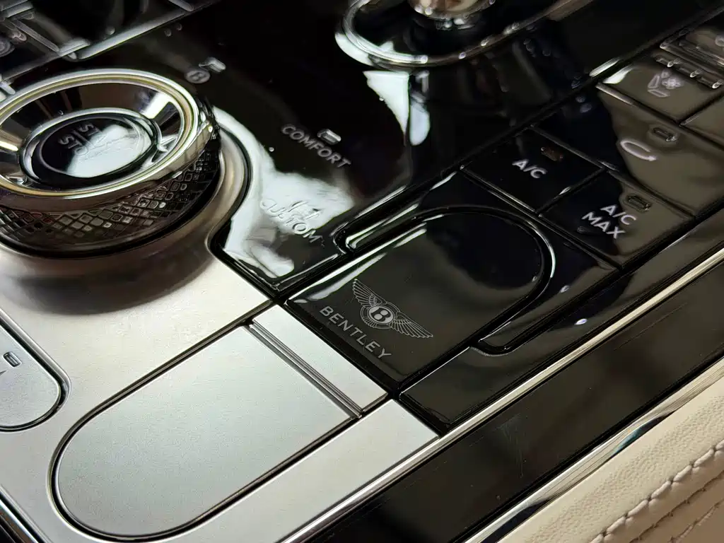 Bentley Continental PHEV — миниатюра 30
