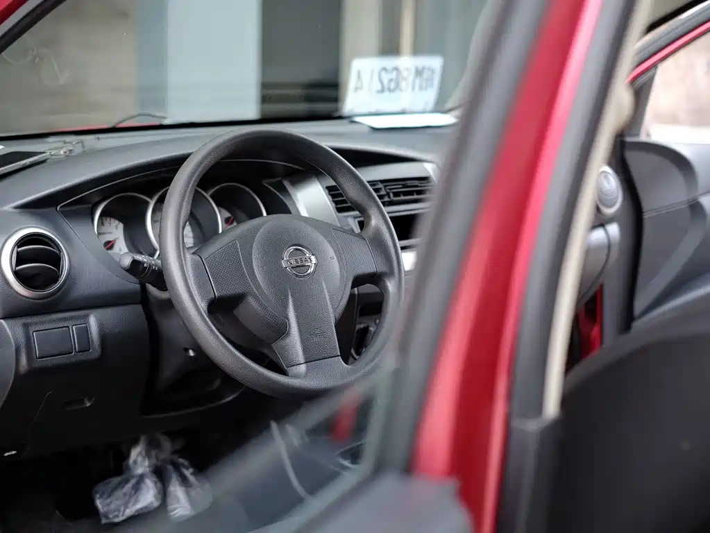 Nissan Livina — миниатюра 30