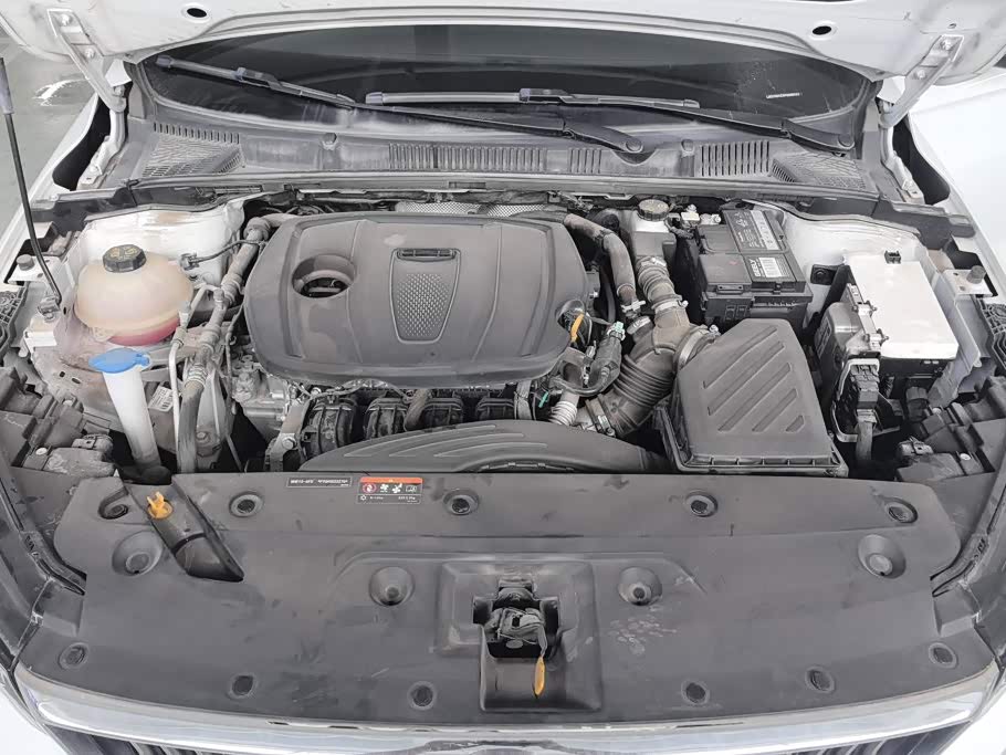 Geely Emgrand 1.5 л 2024 г. Белый, пробег 45300 км