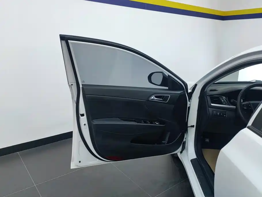 Hyundai Mistra — миниатюра 7