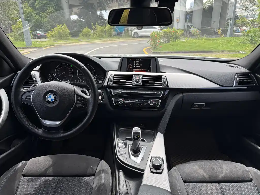 BMW 3 Series — миниатюра 10