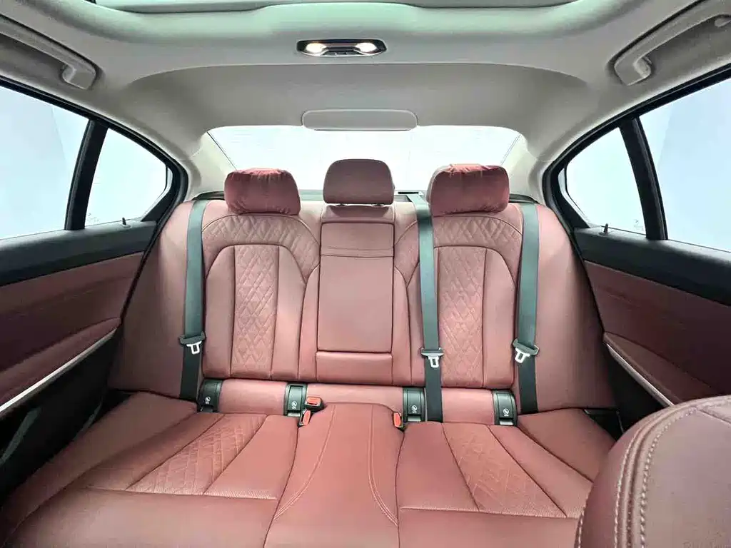 BMW 3 Series — миниатюра 16