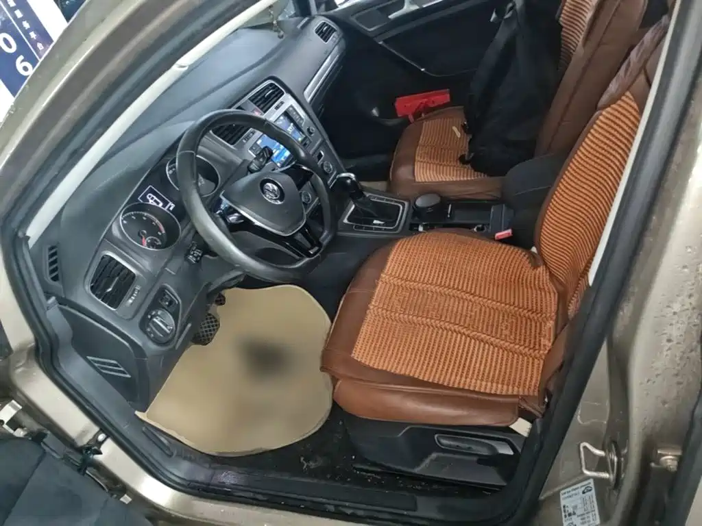 Volkswagen Golf — миниатюра 15
