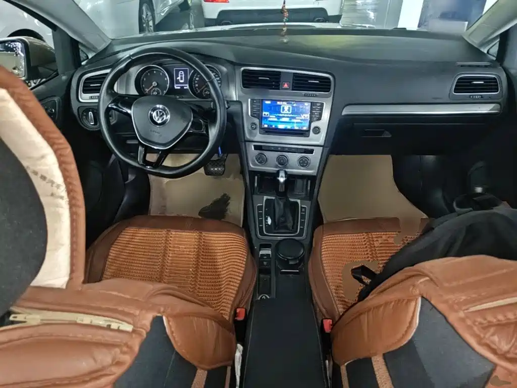 Volkswagen Golf — миниатюра 10