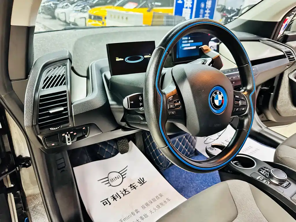 BMW i3 (Import) — миниатюра 32