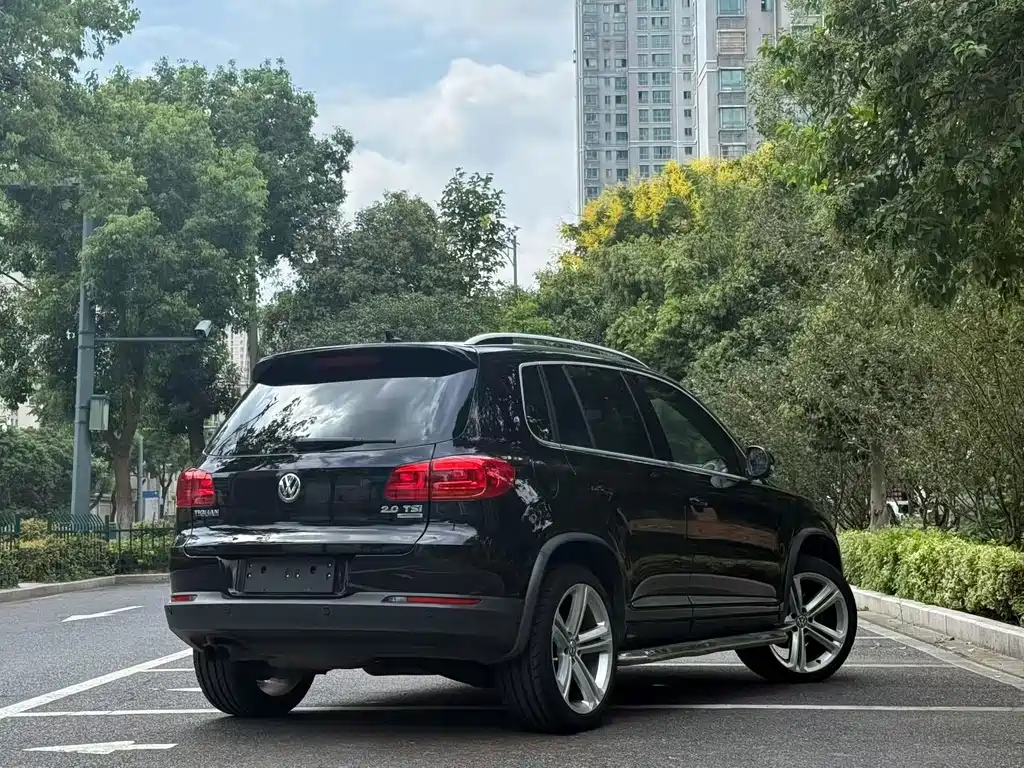 Volkswagen Tiguan — миниатюра 9