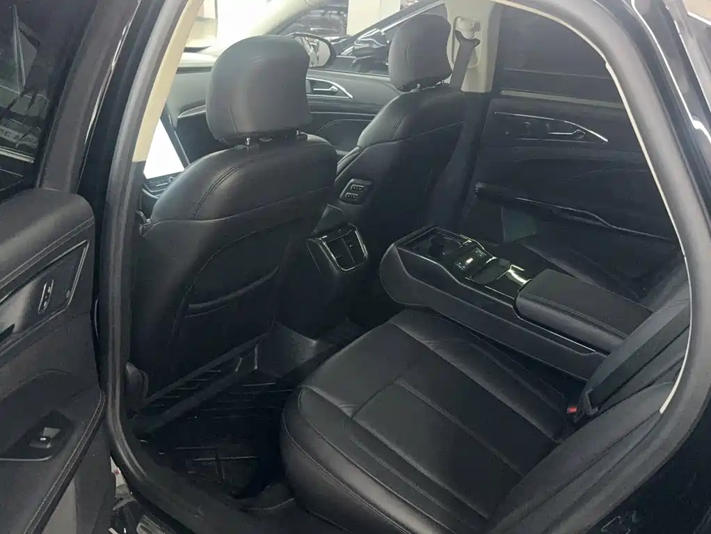 Ford Taurus — миниатюра 14