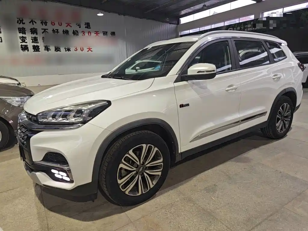 Chery Tiggo 8