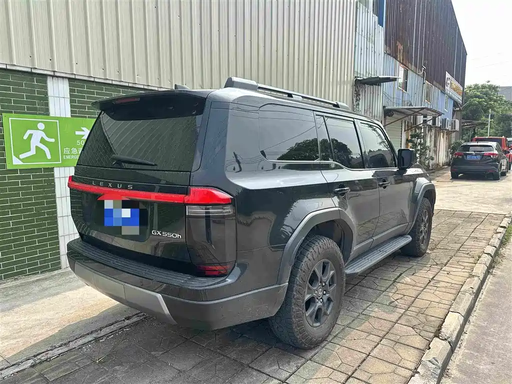 Lexus GX — миниатюра 3