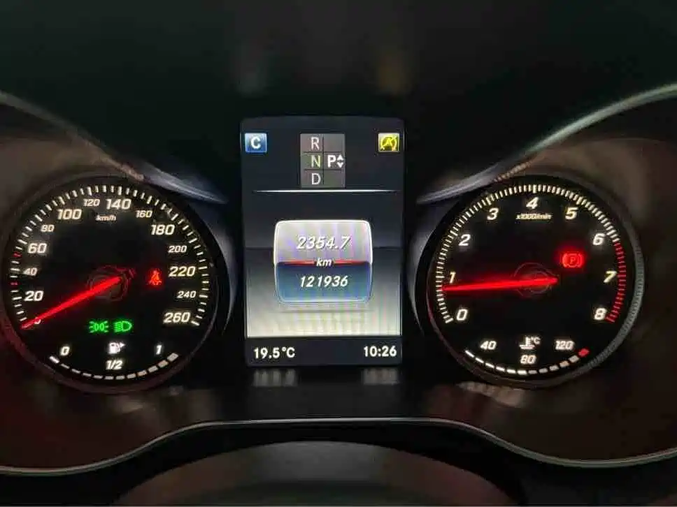 Mercedes-Benz C-Class — миниатюра 9