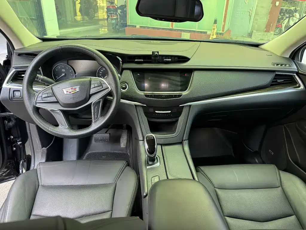 Cadillac XT5 — миниатюра 9