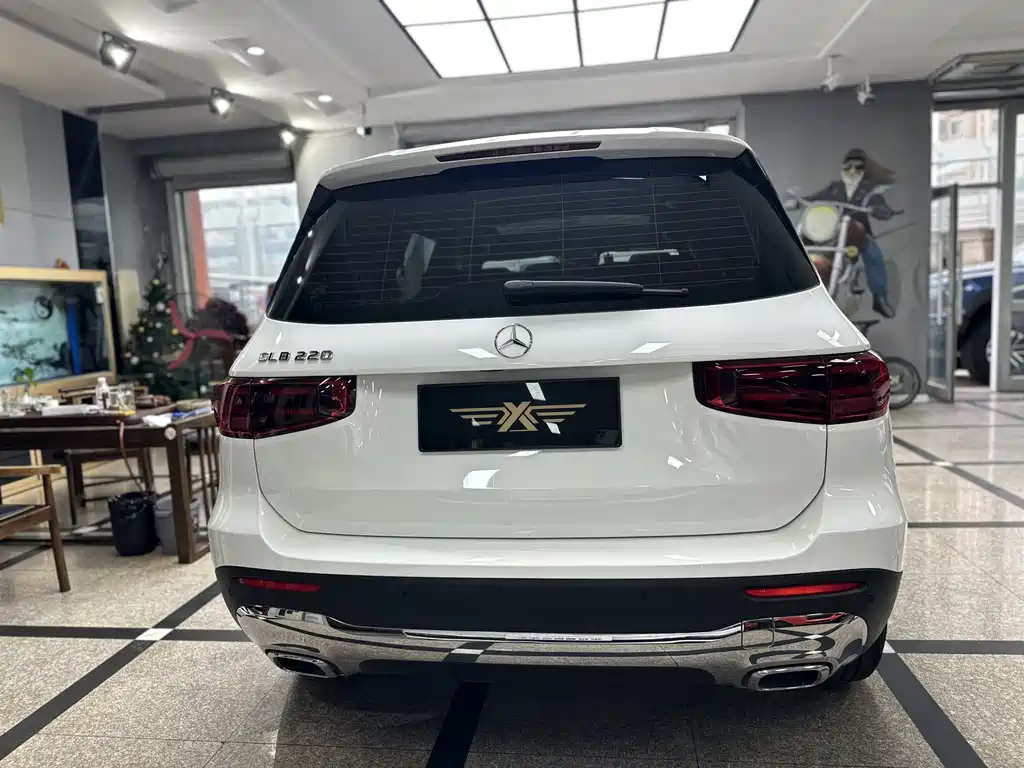 Mercedes-Benz GLB 2024 GLB 220