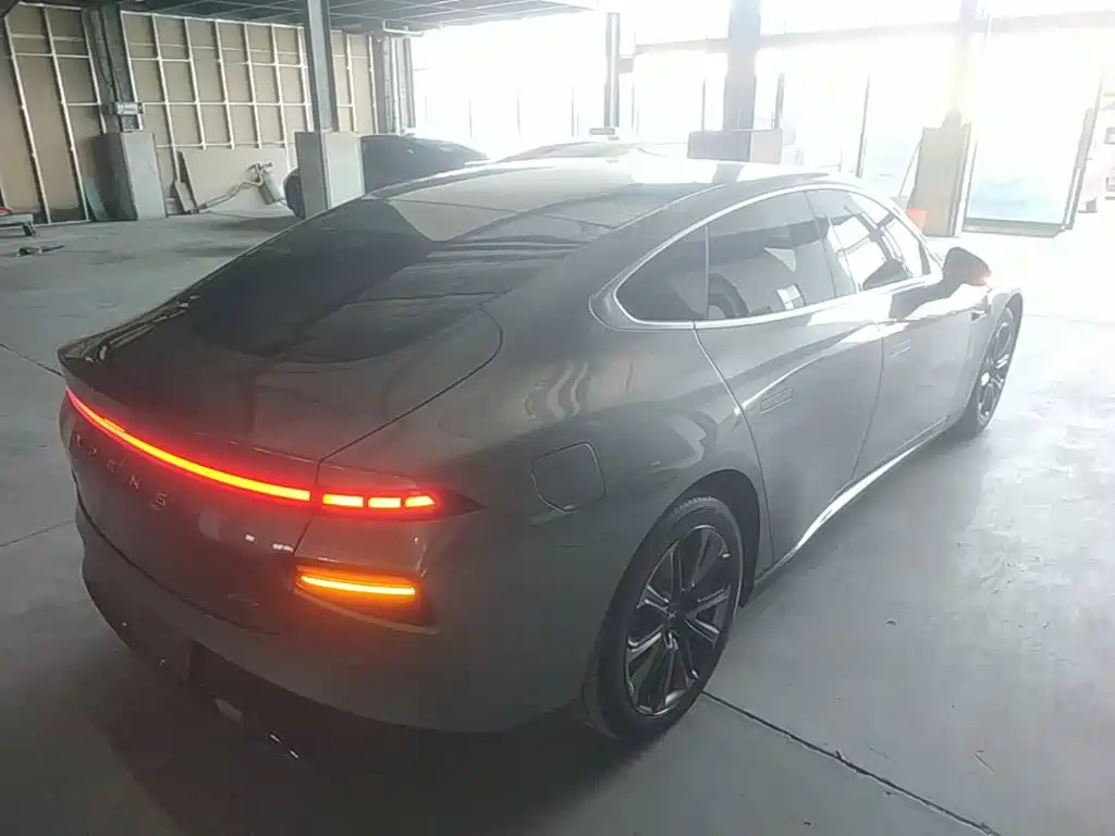 XPeng P7 — миниатюра 7