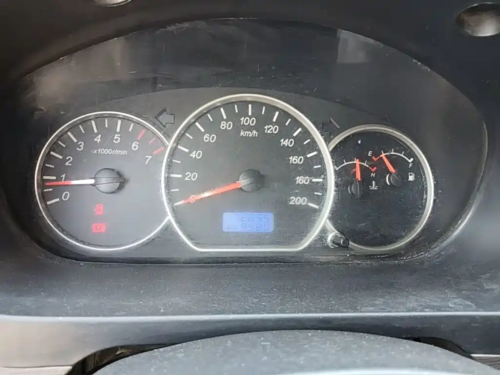 Wuling Hongguang — миниатюра 12