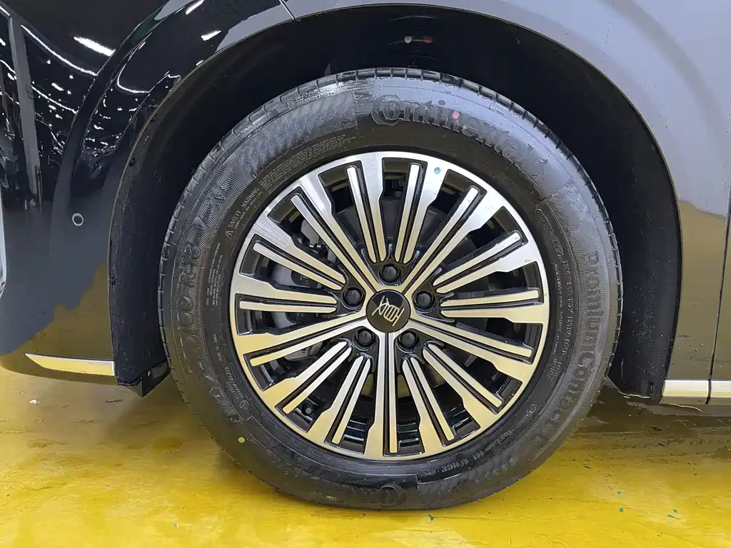 BYD Xia — миниатюра 11
