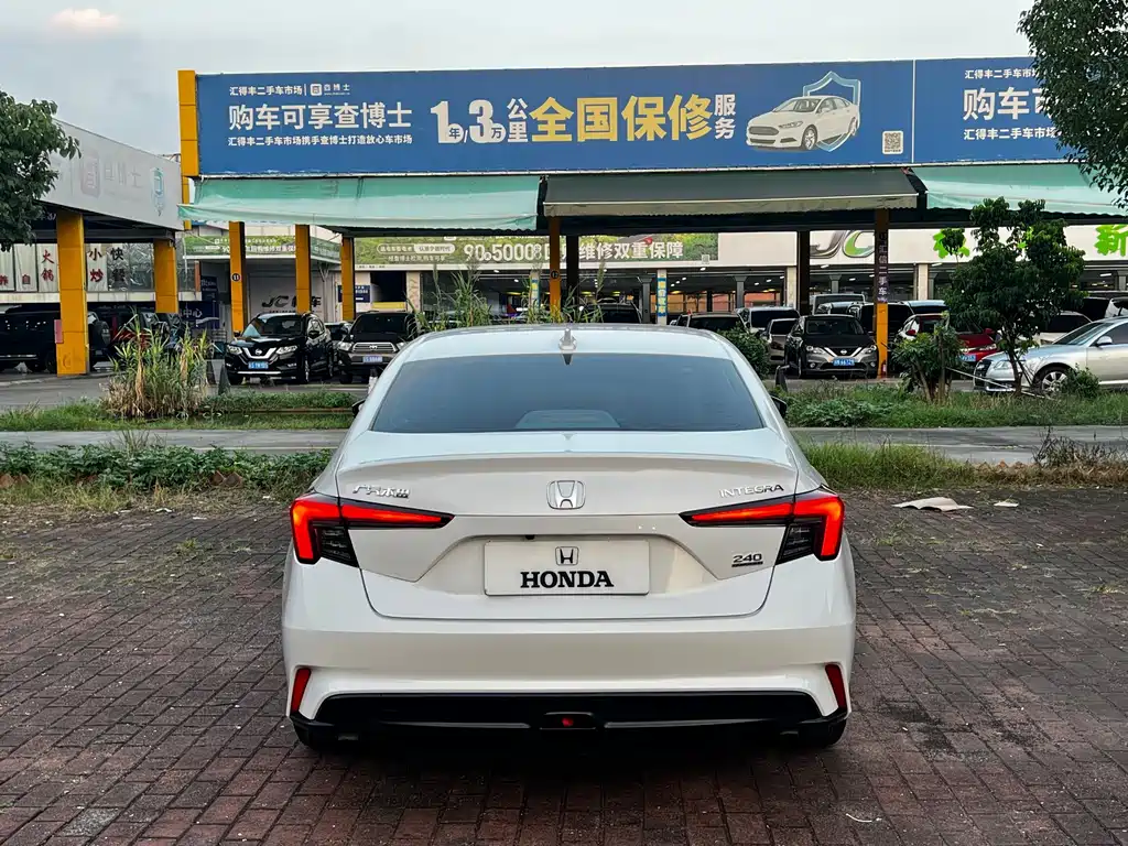 Honda Integra — миниатюра 8