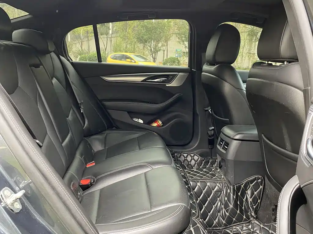Cadillac CT5 — миниатюра 12