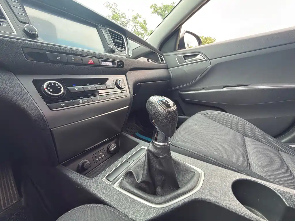 Hyundai Mistra — миниатюра 17