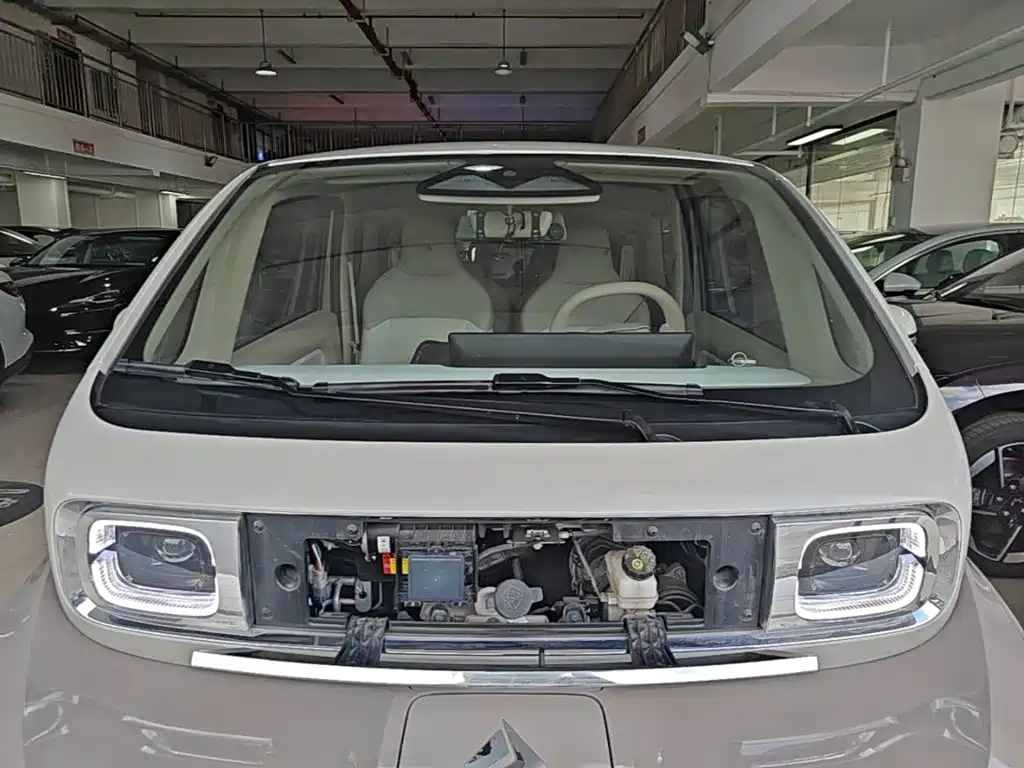 Baojun KiWi EV — миниатюра 20