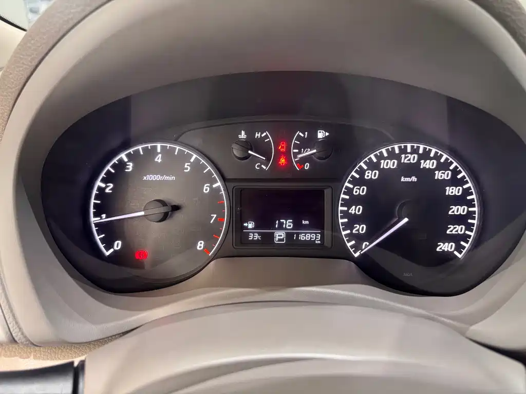 Nissan Sylphy — миниатюра 10