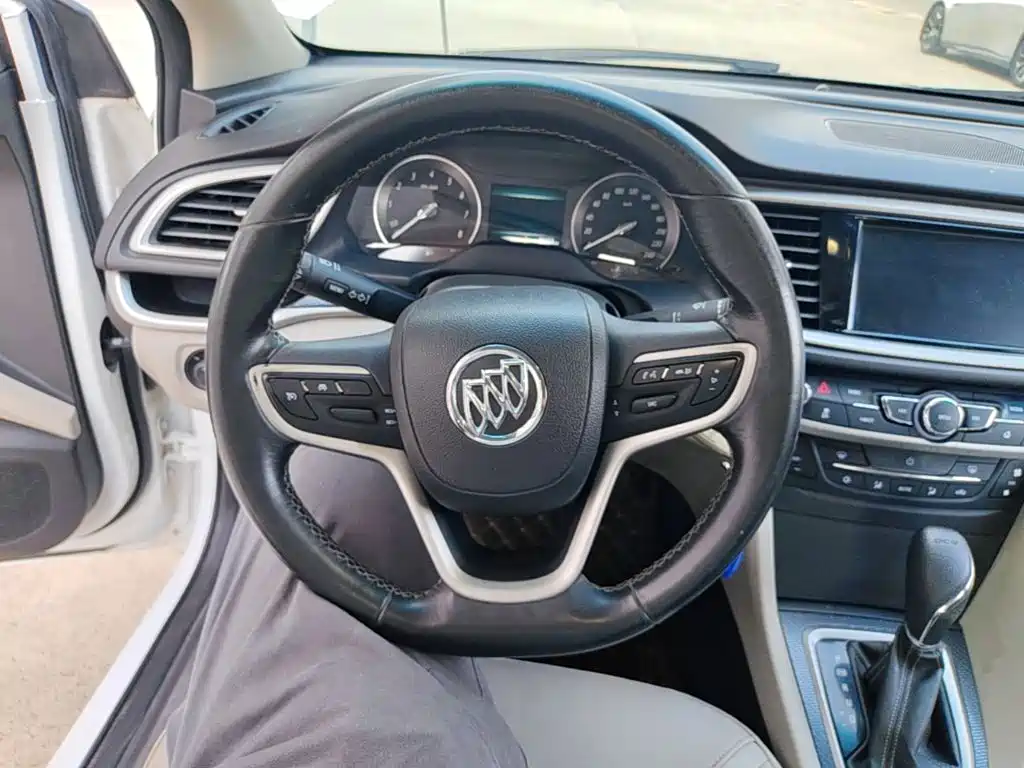 Buick Excelle — миниатюра 11