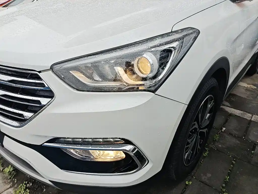 Hyundai Santa Fe — миниатюра 24
