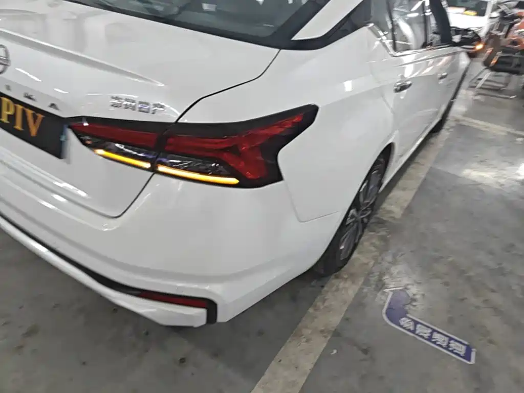 Nissan Teana — миниатюра 8