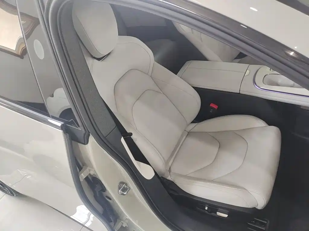 Xiaomi SU7 — миниатюра 25
