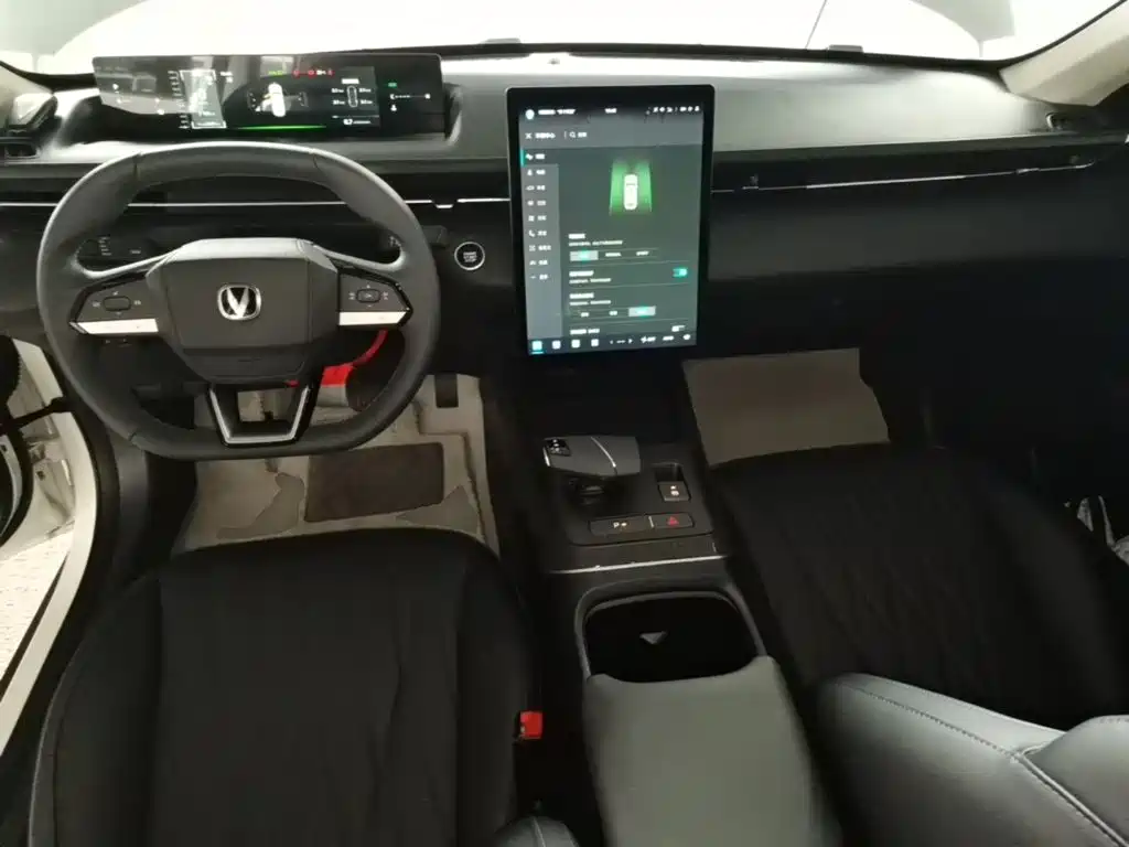Changan Eado — миниатюра 10
